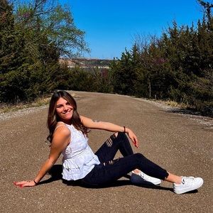 Meet your Posher, Joana